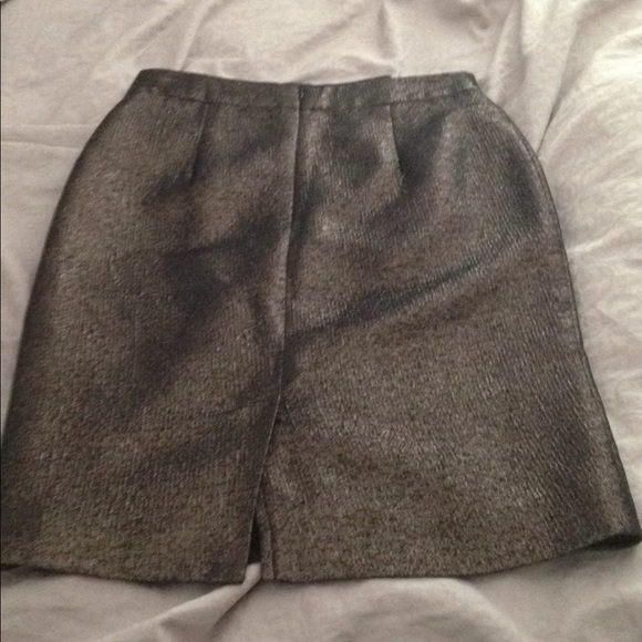 *Trina Turk skirt - Picture 2 of 5